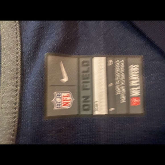 Seahawks jersey - Picture 3 of 3